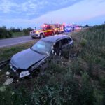 Accident între un autoturism și un TIR pe DN6, în Găvojdia. Un șofer a fost transportat la spital