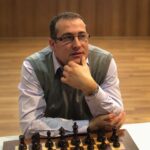 Maestrul Internațional de șah Ranko Szuhanek își lansează la Timișoara volumul The Risk Assessment i...
