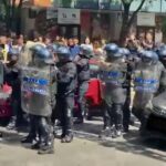 Sorin Grindeanu îi cere lui Ilie Bolojan dialog cu fermierii: „Fără violență!”